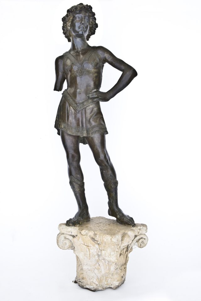 statue: 19th century; capital: Tuscany, 15th century